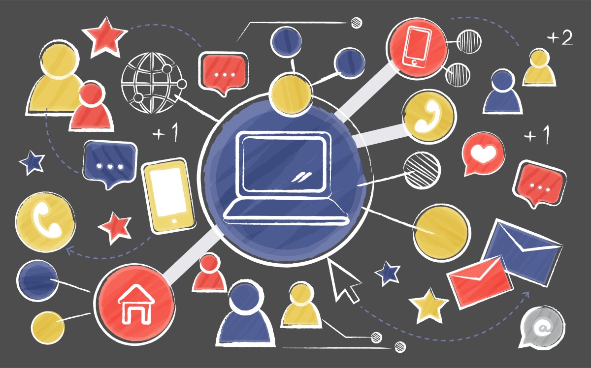 Imagem mostrando um diagrama de comunicação digital, com um laptop no centro, cercado por ícones de dispositivos móveis, mensagens, chamadas telefônicas, e-mails e redes sociais, todos conectados por linhas.